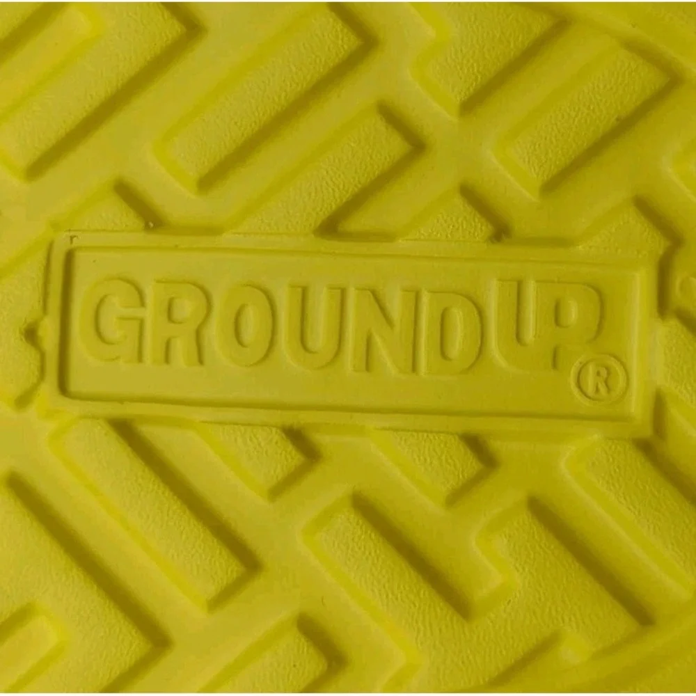 SpongeBob SquarePants Comfort Slide Sandals Mens Size 10 Ground Up